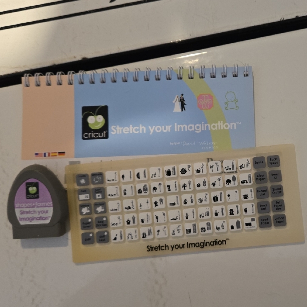 Cricut Stretch Your Imagination Cartridge, Book And Overlay
